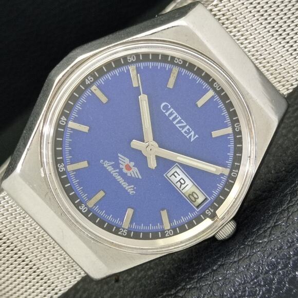 Vintage 1981 Citizen Automatic Mens Silver Watch W/daydate & Blue accents - Picture 1 of 10
